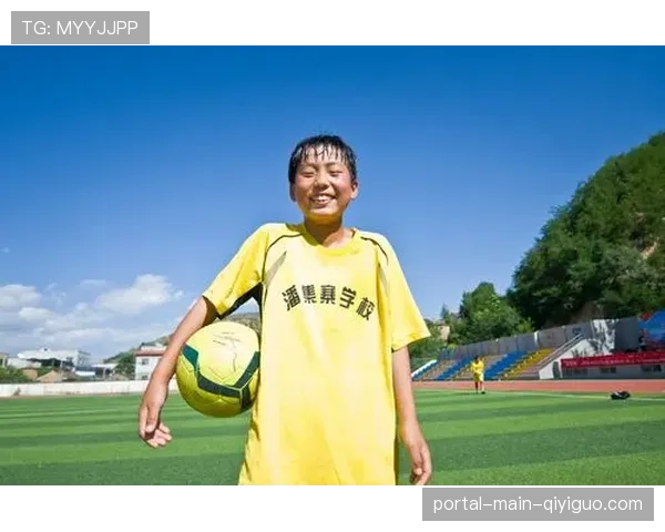 消息:法国足球协会启动“2026草根教练培训计划”,聚焦青少年培养